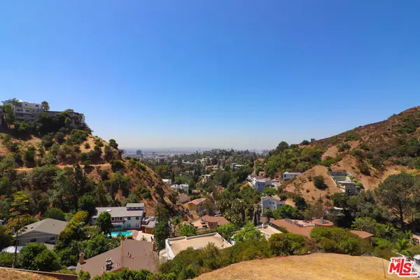 Los Angeles, CA 90068,6446 W Weidlake DR
