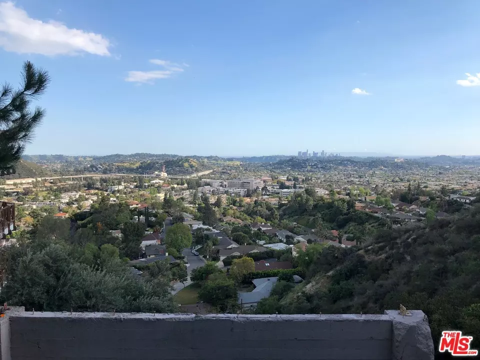 Glendale, CA 91206,1709 Gladys DR