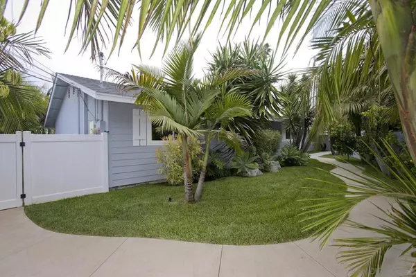 Encinitas, CA 92024,992 Orpheus