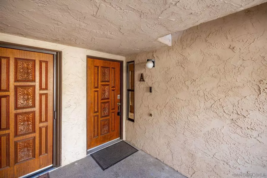 13707 Ruette Le Parc #A, Del Mar, CA 92014
