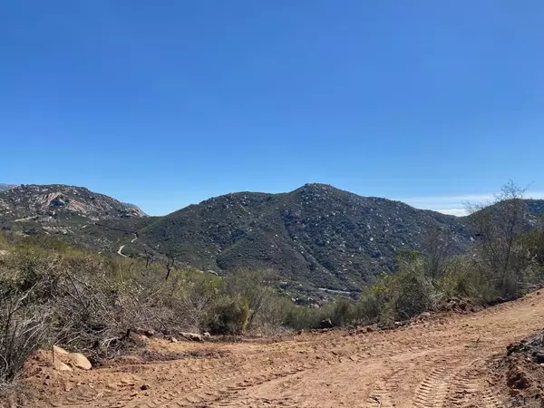 Lakeside, CA 92040,0 Genesis Way