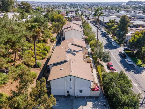 1605 Presioca St, Spring Valley, CA 91977