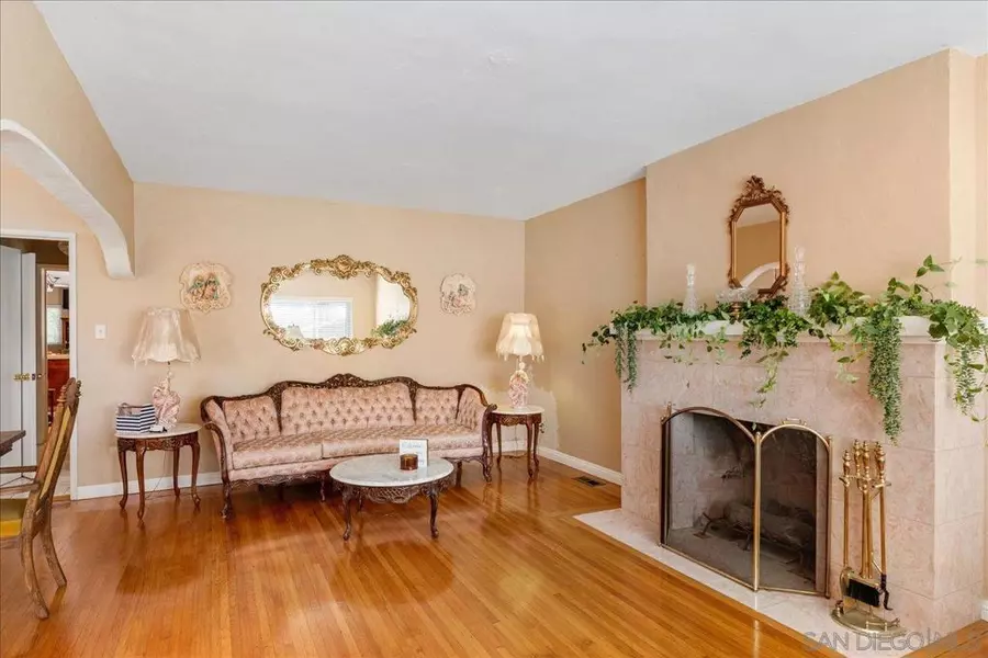 1002 Sutter St, San Diego, CA 92103