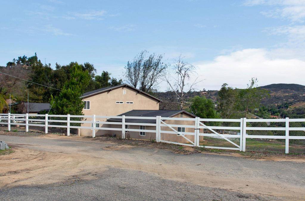 12764 Cumbres Road, Valley Center, CA 92082