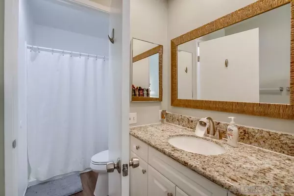 Santee, CA 92071,8621 Arminda Cir #27