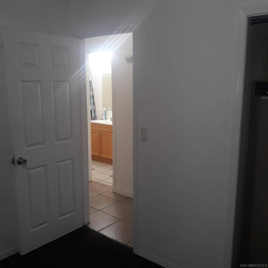 3409 Winlow St, San Diego, CA 92105