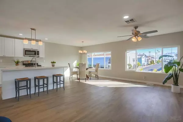 Carlsbad, CA 92011,7004 San Carlos St #67