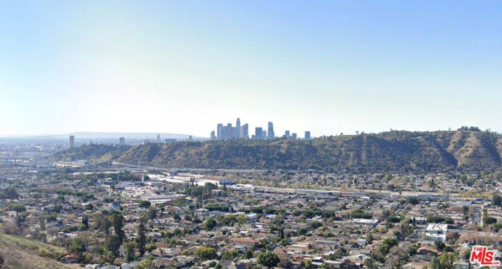 1053 W Andalusia AVE, Los Angeles, CA 90065