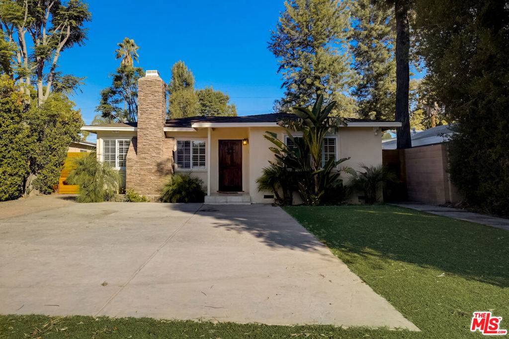 22715 Mariano ST, Woodland Hills, CA 91367