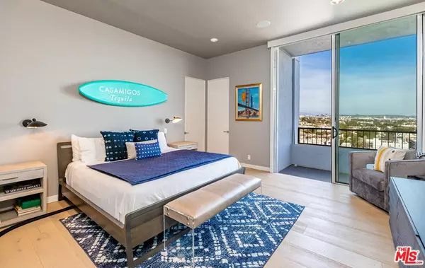 West Hollywood, CA 90069,1100 Alta Loma RD #1704