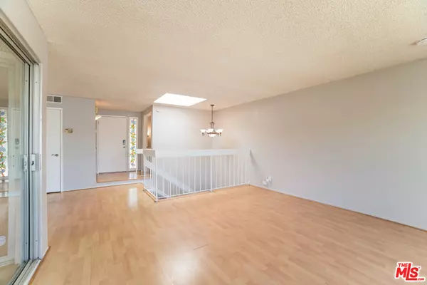 Laguna Hills, CA 92653,23321 Caminito Andreta #135