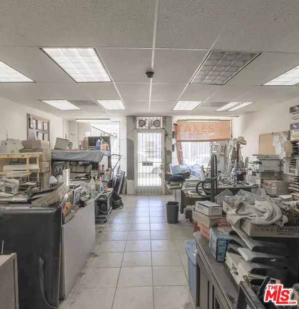 1432 San Fernando RD, San Fernando, CA 91340