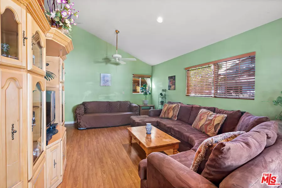 19821 Arminta ST, Canoga Park, CA 91306