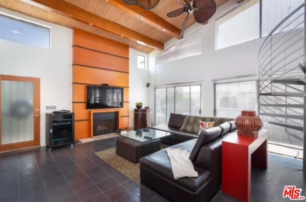 Venice, CA 90291,40 S Venice BLVD