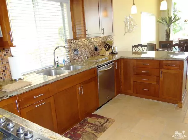 Palm Desert, CA 92260,47128 El Menara CIR