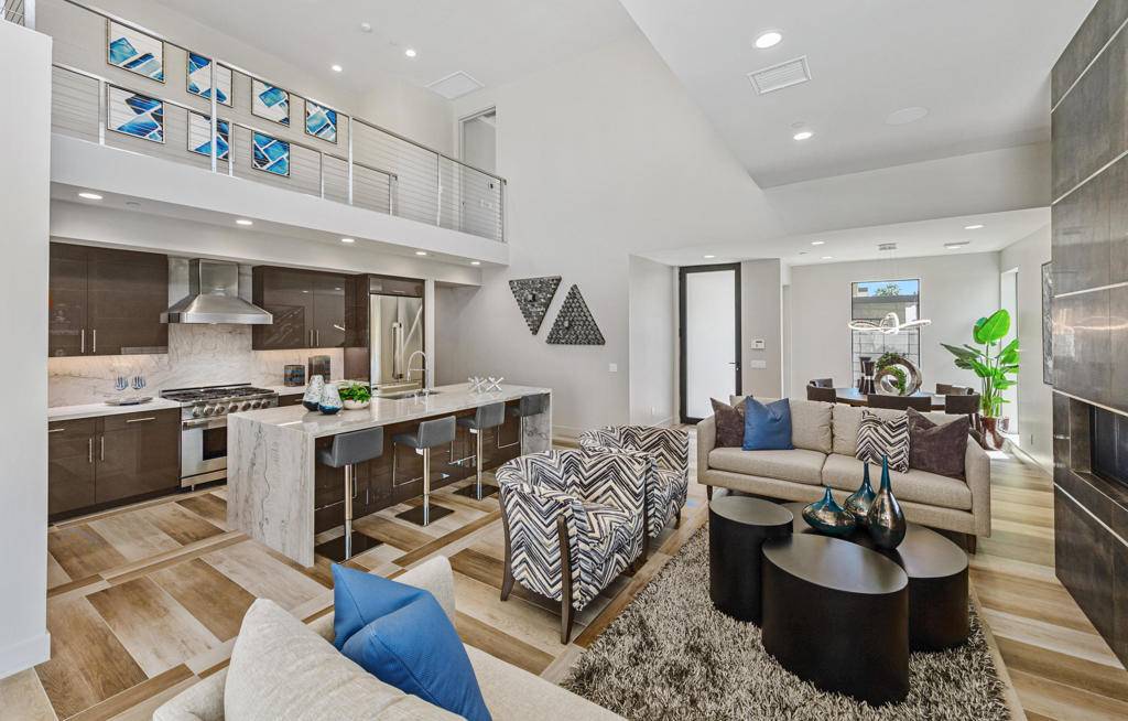 Palm Springs, CA 92262,217 Vista TER