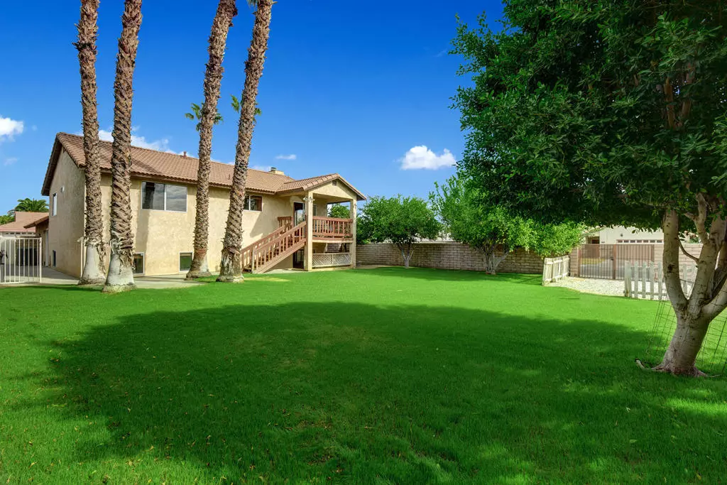 Cathedral City, CA 92234,68915 Tachevah DR