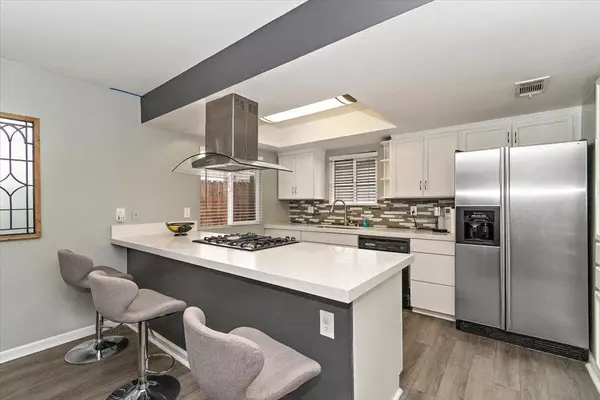 La Quinta, CA 92253,77925 Calle Durango