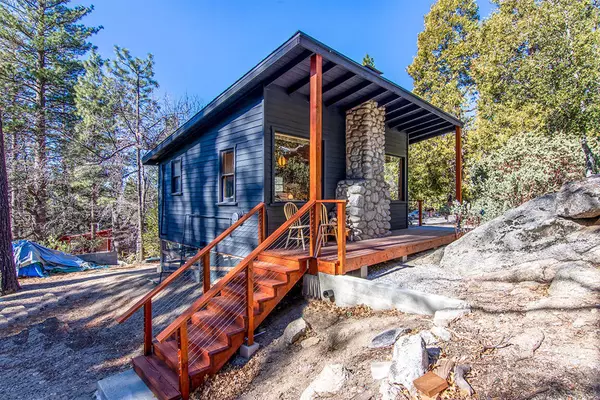 Idyllwild, CA 92549,25015 Lily Way
