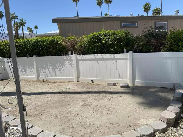 Cathedral City, CA 92234,117 Coyote