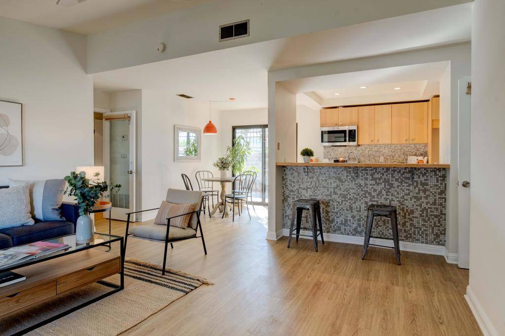 Cathedral City, CA 92234,3 Lakeview CIR