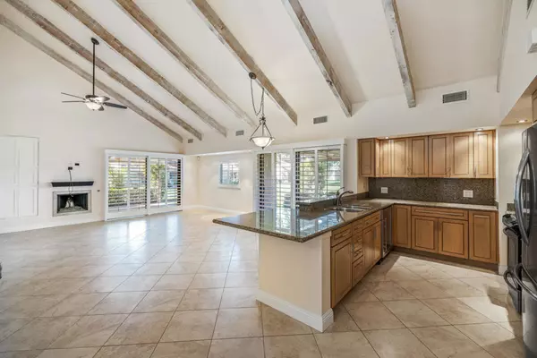 Rancho Mirage, CA 92270,134 Racquet Club DR S