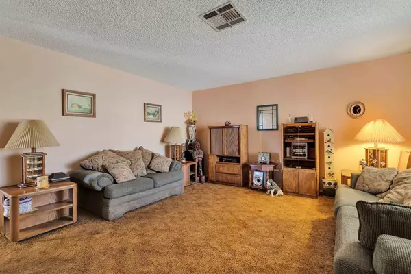 Desert Hot Springs, CA 92240,66299 4th ST
