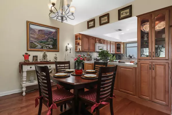 Palm Desert, CA 92260,166 Wimbledon CT
