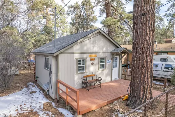 Sugarloaf, CA 92386,409 Spruce LN