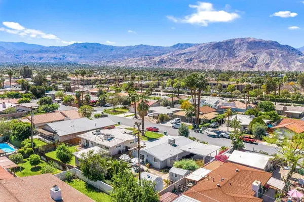 Palm Desert, CA 92260,43670 Carmel CIR