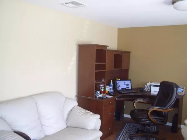 Thousand Palms, CA 92276,32910 Boca Raton PL