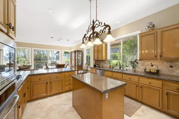 Rancho Mirage, CA 92270,150 Kavenish DR