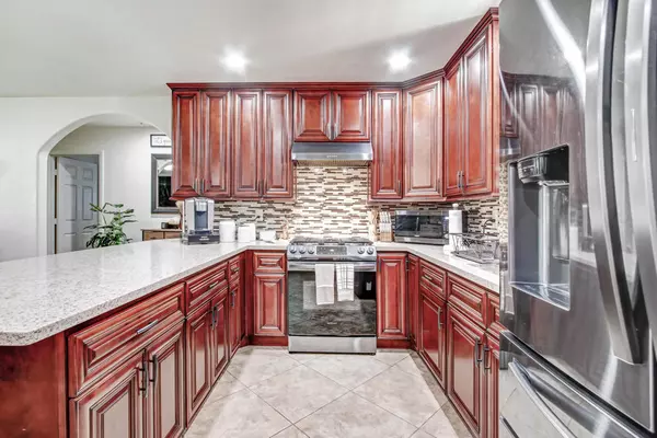 Coachella, CA 92236,52716 Genoa ST