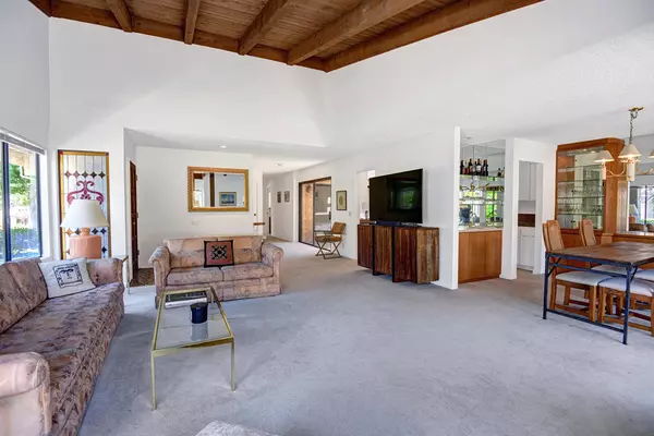 Palm Desert, CA 92260,48965 Wildwood LN