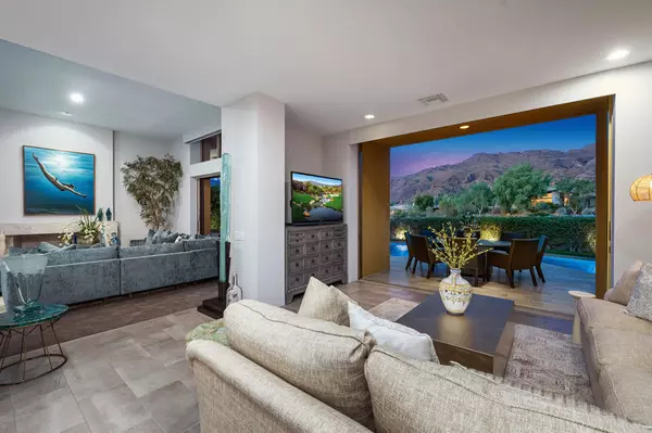 Palm Desert, CA 92260,137 Navtem Place