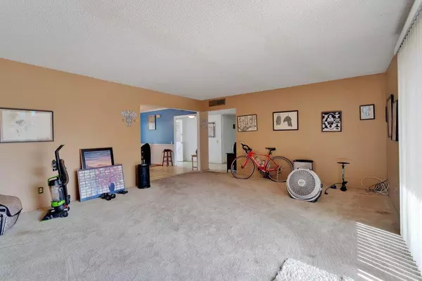 Indio, CA 92201,44812 Windsor DR