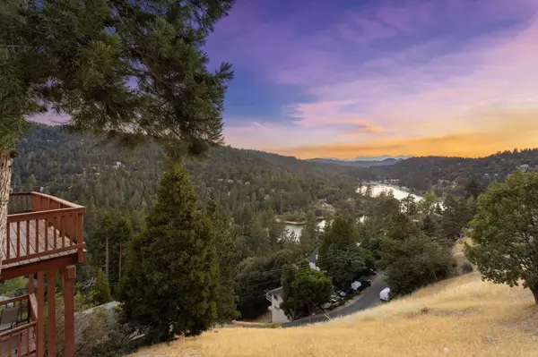 Crestline, CA 92325,672 Arth DR