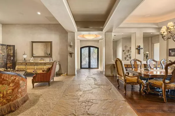 Palm Desert, CA 92260,35 Overland CT