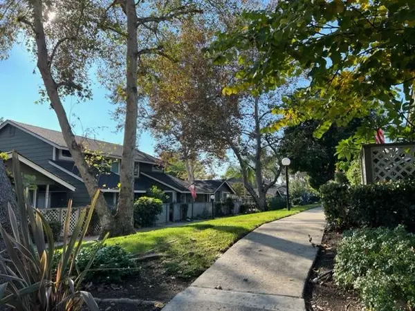 Rancho Cucamonga, CA 91730,8859 Applewood DR