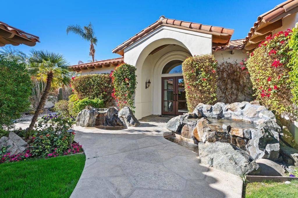 La Quinta, CA 92253,78585 Descanso LN
