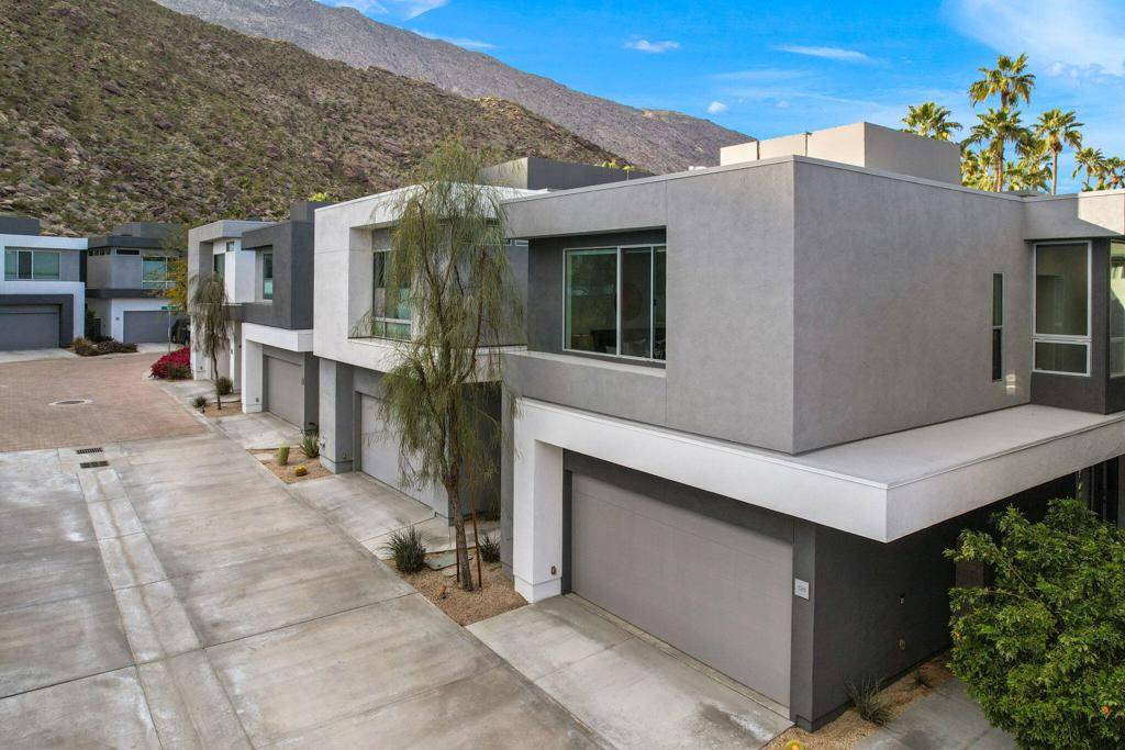 Palm Springs, CA 92264,328 Goleta WAY