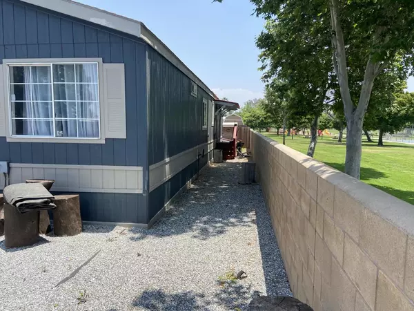 Rialto, CA 92376,1155 S Riverside AVE #58