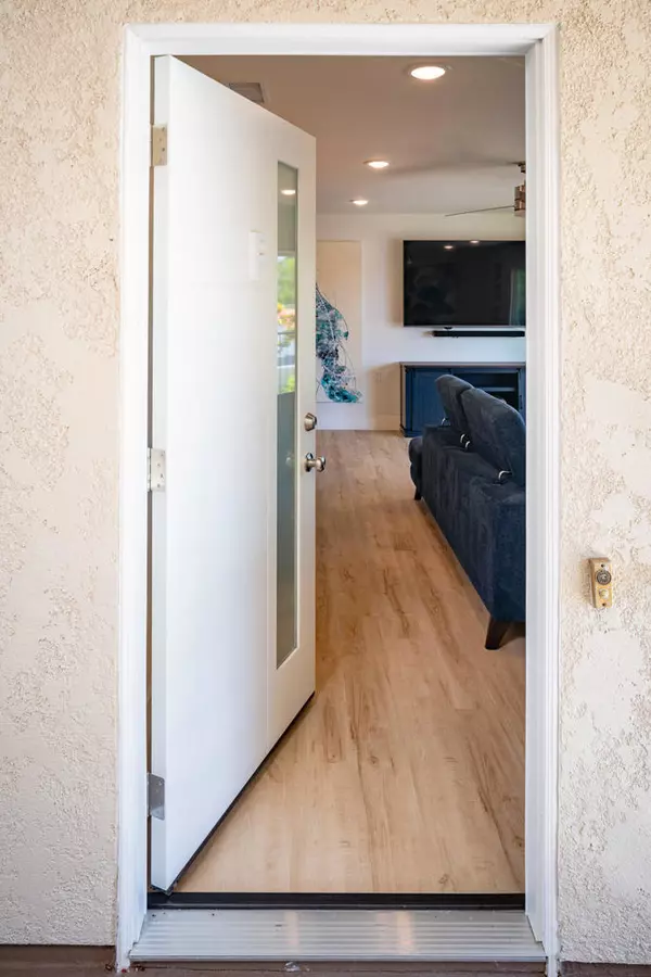 Laguna Woods, CA 92637,2196 Via Mariposa E #P