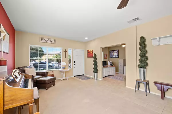Coachella, CA 92236,48456 Red Mountain PL