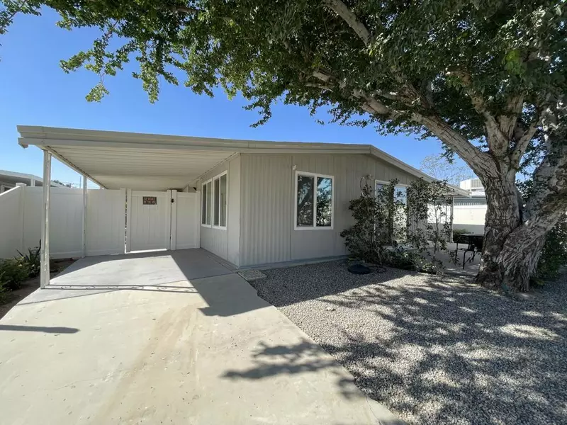 32799 Boca Raton PL, Thousand Palms, CA 92276