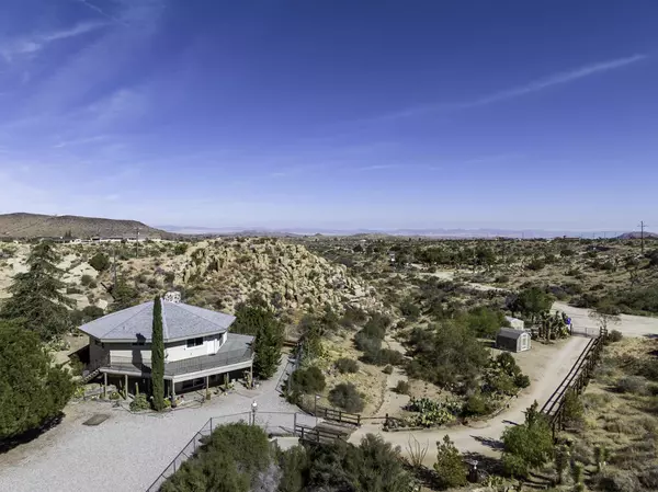 Yucca Valley, CA 92284,5230 Puente CT