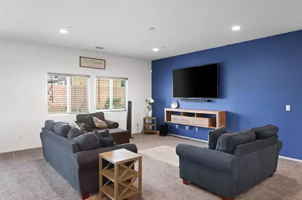 Coachella, CA 92236,84420 Raphael WAY