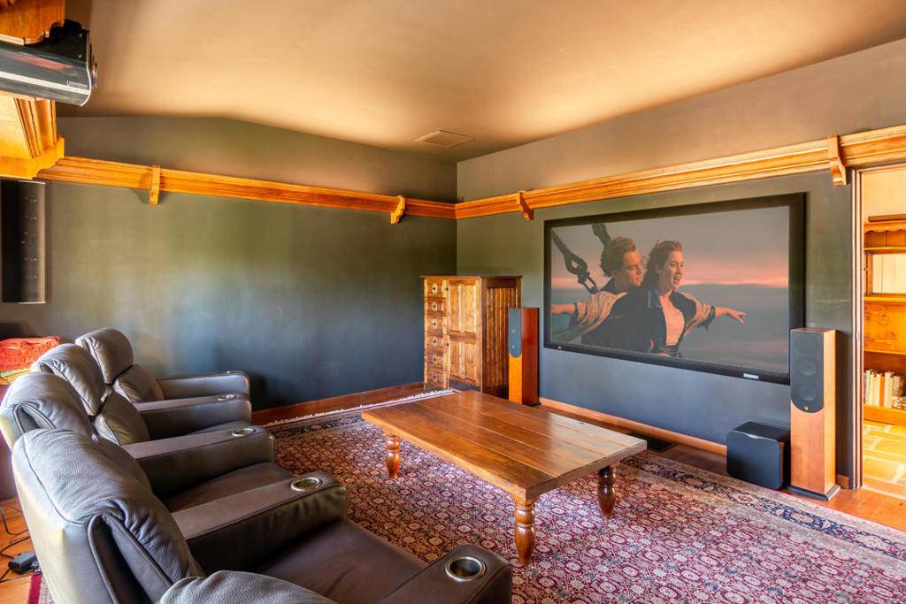 Palm Springs, CA 92262,735 N Prescott DR