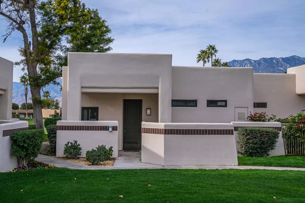 Cathedral City, CA 92234,67463 Toltec CT