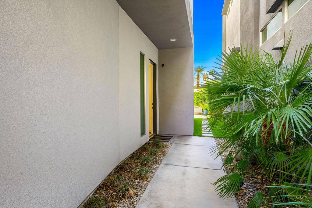 Palm Springs, CA 92264,1144 Surrey LN